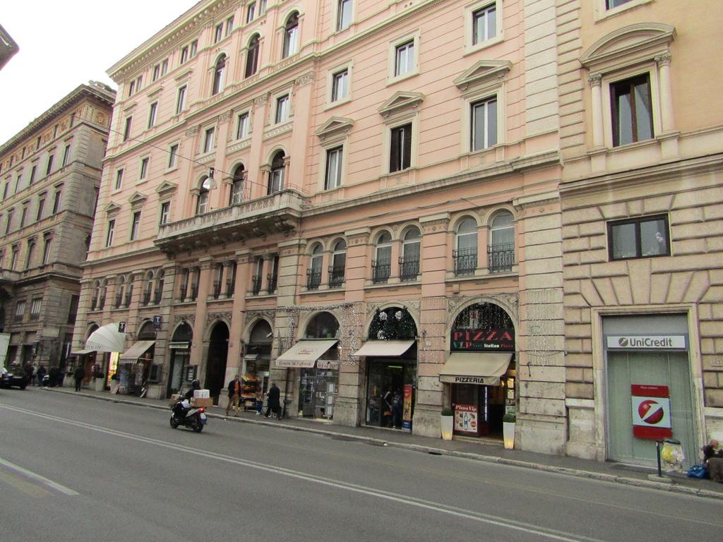 Prestigious Apartment Piazza Navona Roma Esterno foto