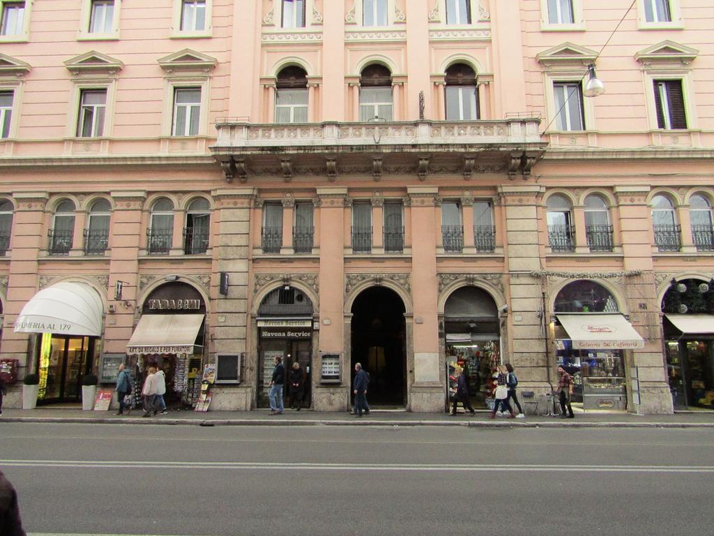 Prestigious Apartment Piazza Navona Roma Esterno foto
